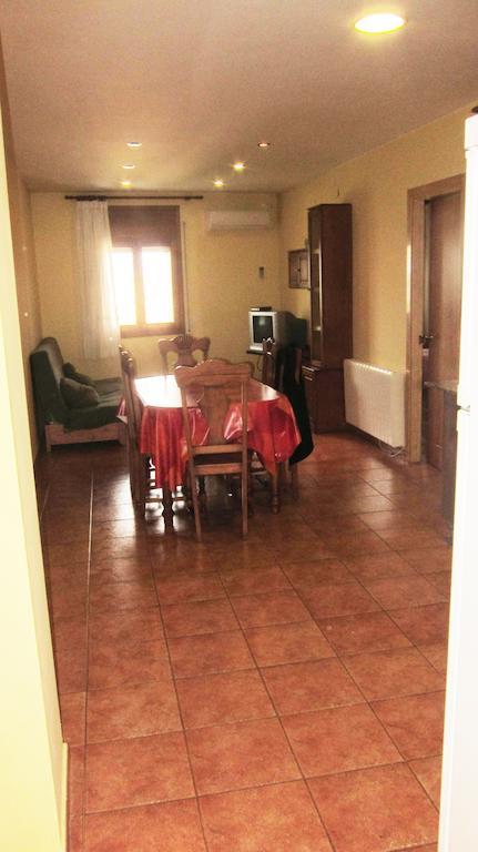 Apartaments La Fabrica Horta de Sant Joan Room photo
